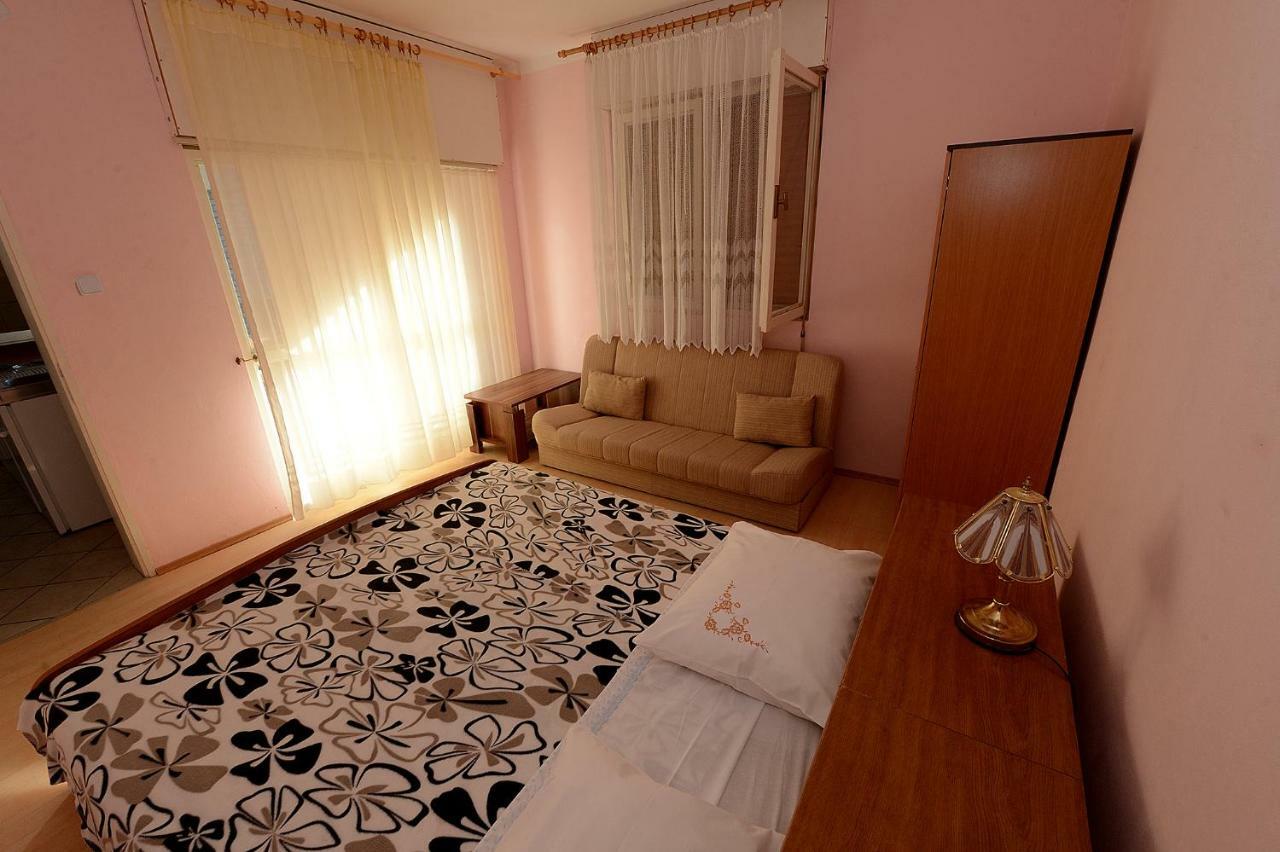 Apartment Kod Stipe Vrsi Exterior photo